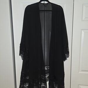 Torrid Size 6 Black Lace Kimono